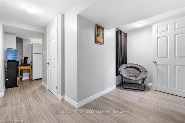 17 Huntington Ave, House other with 4 bedrooms, 2 bathrooms and 4 parking in Hamilton ON | Image 23