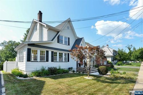 48 Cumberland Ave, Verona, NJ, 07044-2105 | Card Image