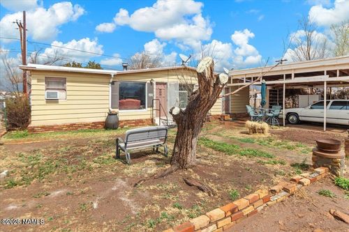 418 W Fleming Ave, Winslow, AZ, 86047-3443 | Card Image