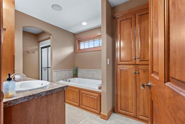 217 Hidden Ridges Way, House other with 4 bedrooms, 4 bathrooms and null parking in COMBINED LOCKS WI | Image 40