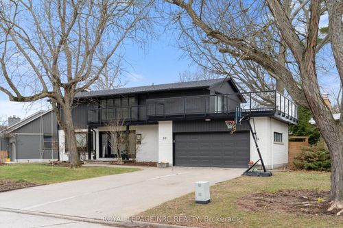 22 Briarfield Cres, St. Catharines, ON, L2T3T5 | Card Image