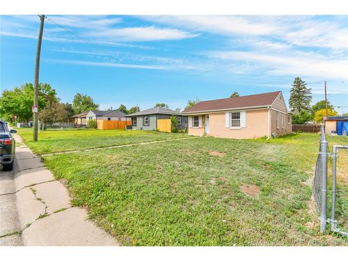 3725 N Jackson St, Denver, CO, 80205 | Card Image