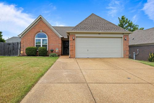 995 Jessica Lauren Dr, Cordova, TN, 38018 | Card Image