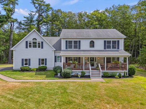 21 Royal Oak Cir, Topsham, ME, 04086-1565 | Card Image