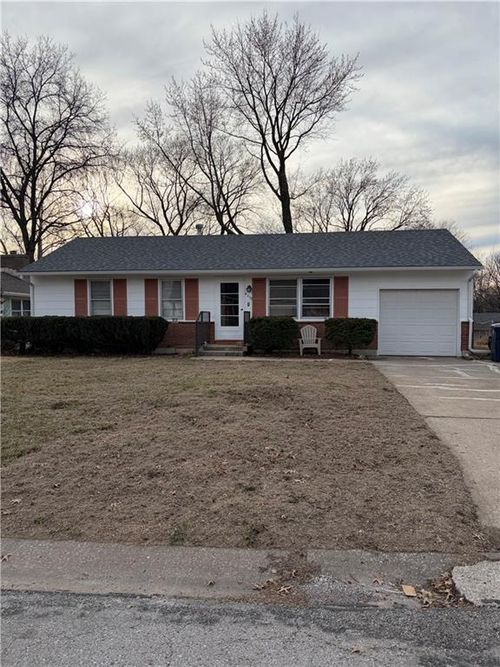 4338 N Quincy Ave, Kansas City, MO, 64117-2044 | Card Image