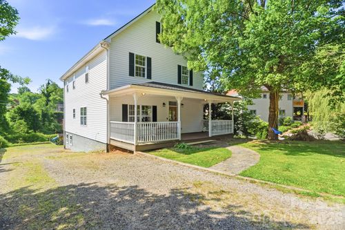 404 Stratford Rd, Asheville, NC, 28804-1334 | Card Image