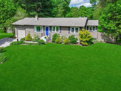46 Regal St, Holliston, MA, 01746-1809 | Card Image