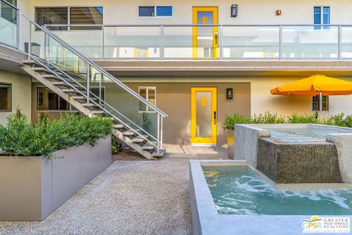 102-588 E San Lorenzo Rd, Palm Springs, CA, 92264-8108 | Card Image