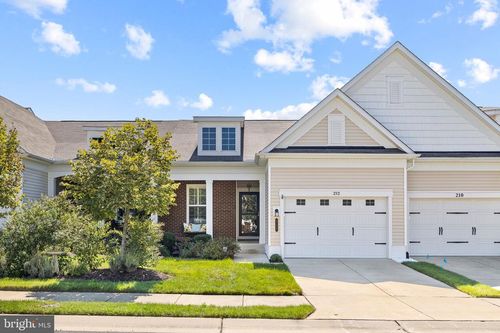 212 Long Point Dr, FREDERICKSBURG, VA, 22406-5450 | Card Image