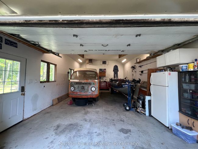 31 Yonge St S, House other with 4 bedrooms, 2 bathrooms and 4 parking in Tara ON | Image 6