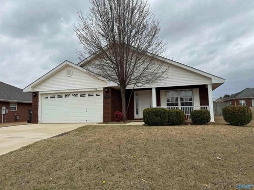 124 Clover Ridge Dr, Madison, AL, 35758-6841 | Card Image
