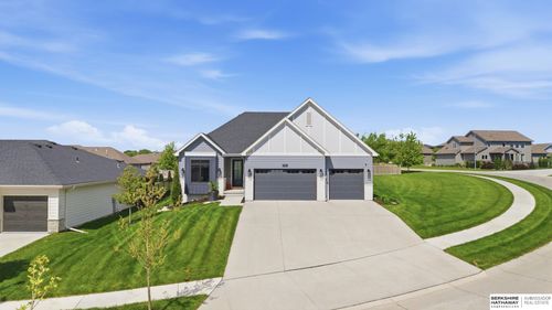 2316 N 182nd Ave, Elkhorn, NE, 68022-4190 | Card Image