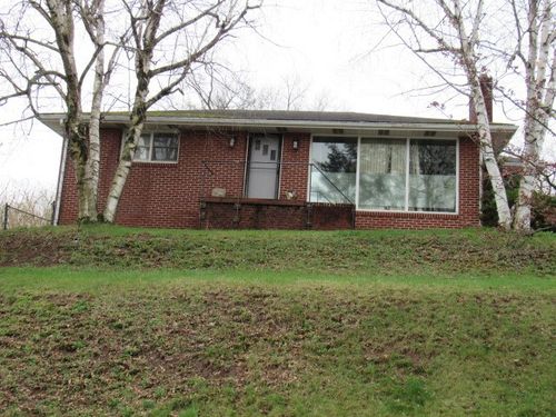 544 Longvue Dr, New Kensington, PA, 15068-5822 | Card Image