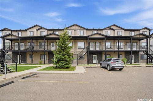 305-103 Klassen Crescent, Saskatoon, SK, S7R0J2 | Card Image