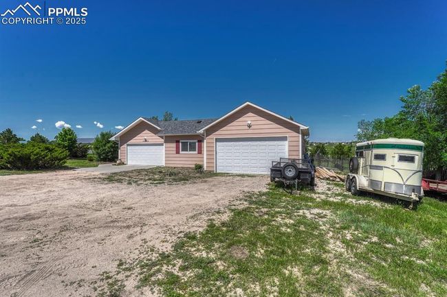 16440 Eastonville Rd, House other with 3 bedrooms, 2 bathrooms and 4 parking in Elbert CO | Image 4