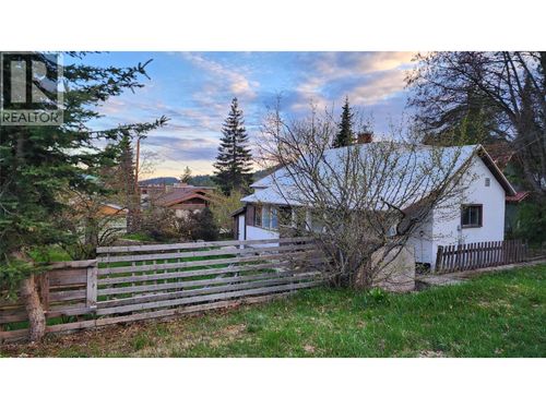 1947 Fifth Avenue, Rossland, BC, V0G1Y0 | Card Image