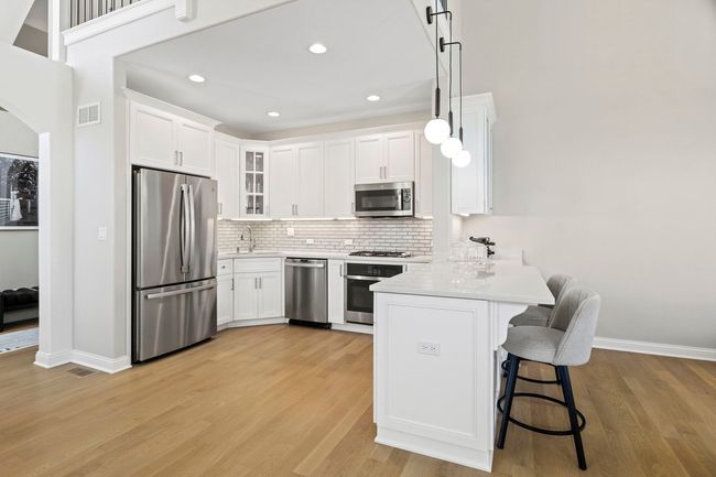 On Trend Finishes; SS Appliances | Image 4