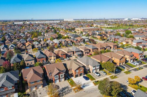 3883 Densbury Dr, Mississauga, ON, L5N6Y9 | Card Image
