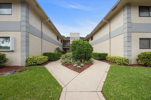 15-15378 Lakes Of Delray Boulevard, Delray Beach, FL, 33484 | Card Image