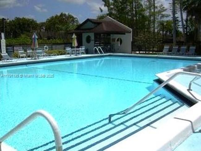 120 Roselle Ct, Home with 3 bedrooms, 2 bathrooms and null parking in Royal Palm Beach FL | Image 29
