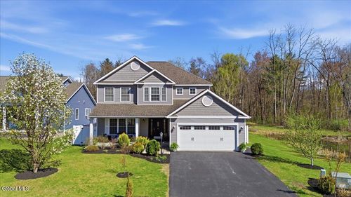 19 Woodlake Dr, Saratoga Springs, NY, 12866-8844 | Card Image