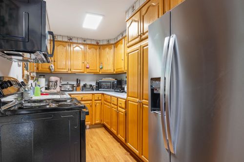 31 Crow Hill St, Northumberland, NH, 03582-4141 | Card Image