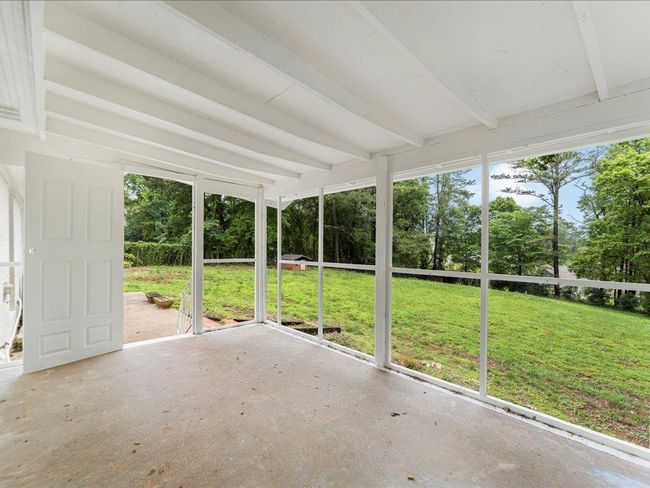 1110 Upper Hembree Rd, House other with 2 bedrooms, 2 bathrooms and null parking in Roswell GA | Image 33