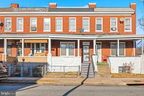 1152 Gorsuch Ave, BALTIMORE, MD, 21218-3604 | Card Image