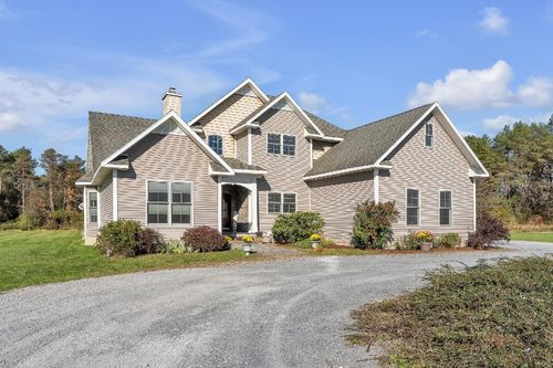 85 Evergreen Ln, North Ferrisburgh, VT, 05473-7115 | Card Image
