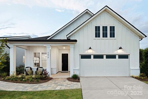 22-5034 Glenwalk Dr, Charlotte, NC, 28269-4965 | Card Image