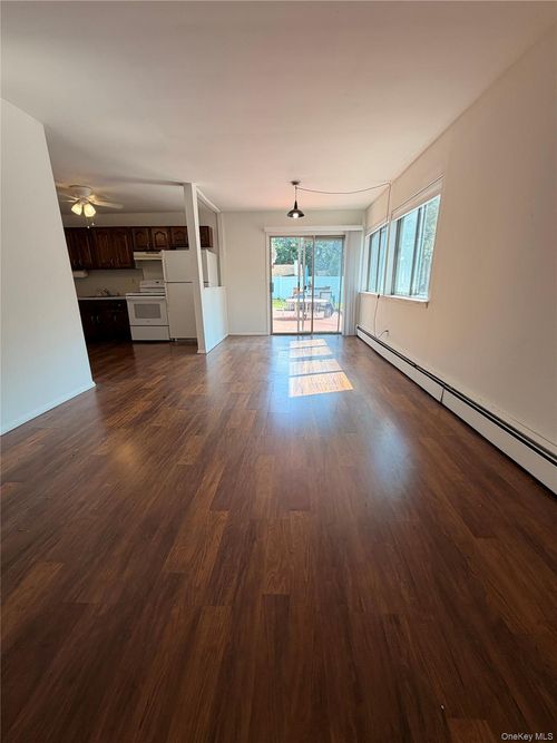 994 Old Medford Avenue, Brookhaven, NY, 11738 | Card Image