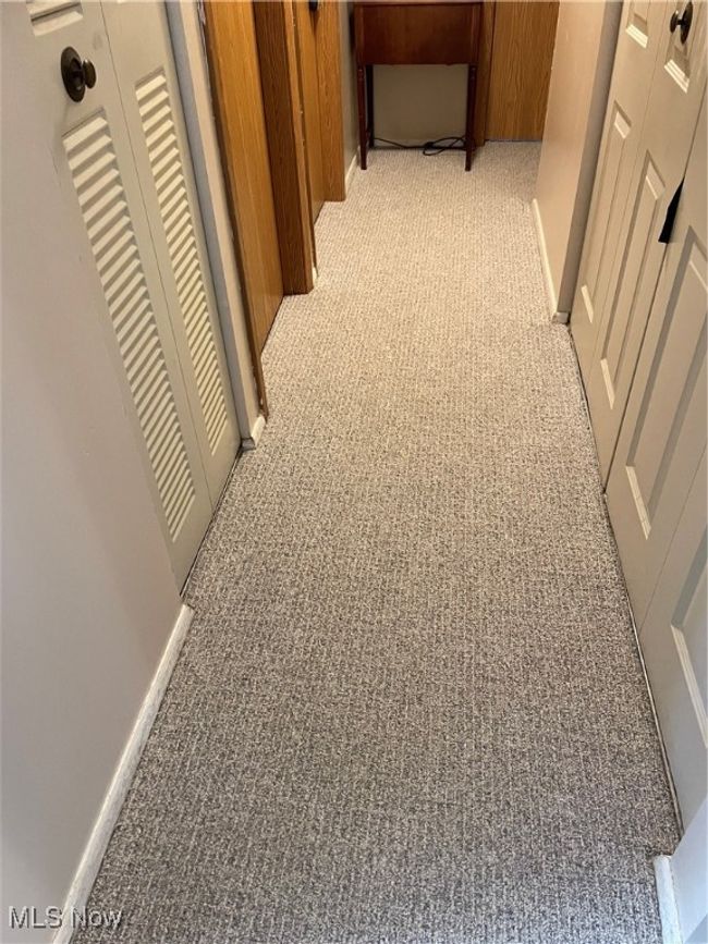 1239 Woodledge Dr, House other with 3 bedrooms, 2 bathrooms and null parking in Mineral Ridge OH | Image 7