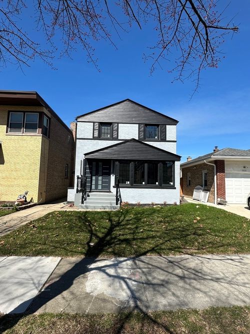 3024 Fargo Ave, CHICAGO, IL, 60645-1108 | Card Image