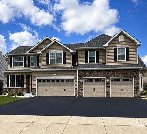 973 Spring White Dr, BREINIGSVILLE, PA, 18031-1790 | Card Image