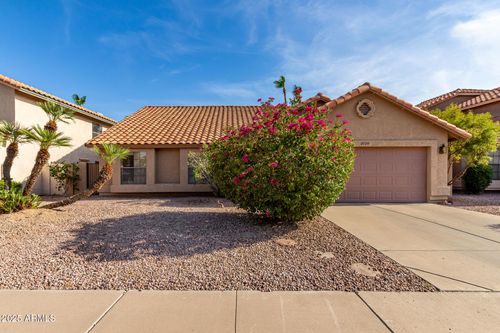 2723 E Rockledge Rd, Phoenix, AZ, 85048-8901 | Card Image