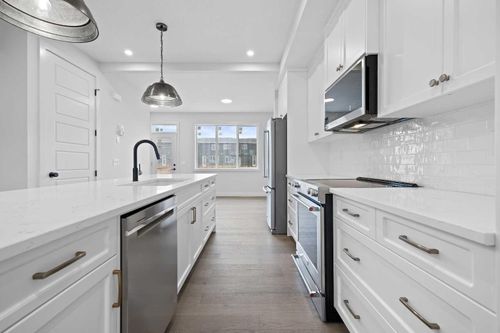 49 Sora Gate Se, Calgary, AB, T3S0M6 | Card Image