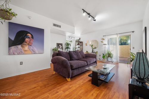 2081 W Cadbury Court, Tucson, AZ, 85713 | Card Image