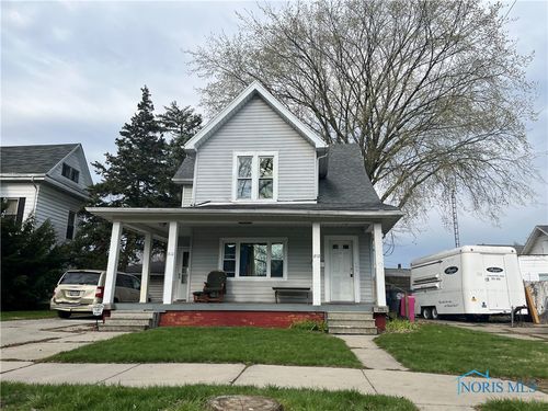 810 Euclid Ave, Toledo, OH, 43605-2325 | Card Image