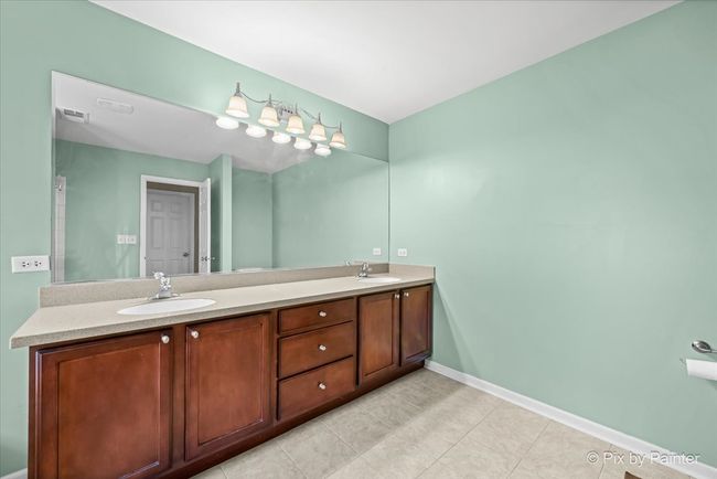 292 Longview Dr, House other with 3 bedrooms, 3 bathrooms and 2 parking in Elgin IL | Image 20