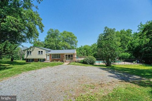 38308 Long Ln, LOVETTSVILLE, VA, 20180-1710 | Card Image