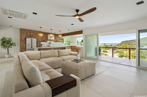 852 Kainoa Pl, Honolulu, HI, 96821-1738 | Card Image