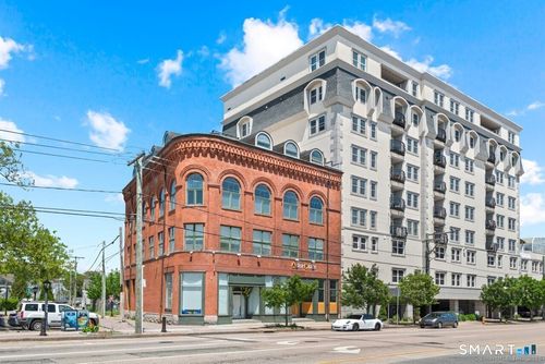 402-461 Bank St, New London, CT, 06320-5523 | Card Image