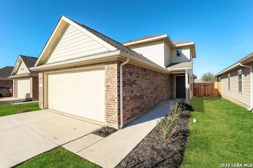 10471 Clearwater Way, San Antonio, TX, 78223-3727 | Card Image