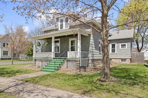 1328 10th Street, Marinette, WI, 54143 | Card Image