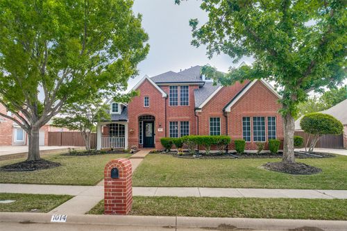 1014 Amesbury Dr, Murphy, TX, 75094-4433 | Card Image