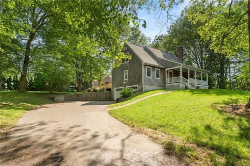 1 Cleo Ct, Westerly, RI, 02891-1334 | Card Image