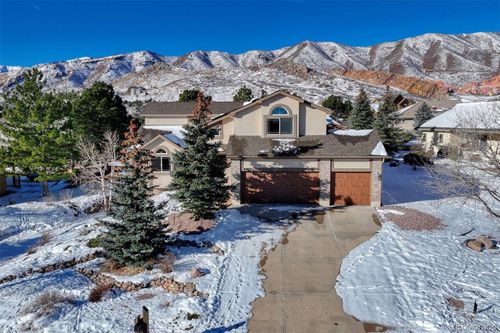5560 Darien Way, Colorado Springs, CO, 80919-3577 | Card Image