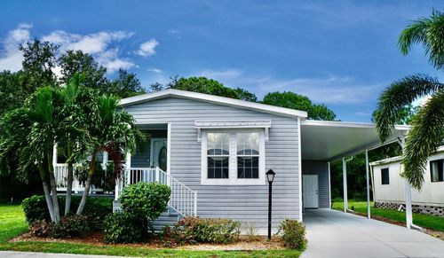 1114 Friendship Dr, Vero Beach, FL, 32966-8773 | Card Image