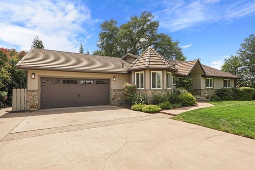 2326 Vista Del Lago Drive, Valley Springs, CA, 95252 | Card Image