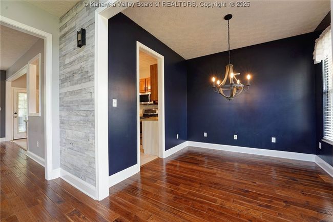 121 Jericho Rd, House other with 4 bedrooms, 3 bathrooms and null parking in Winfield WV | Image 5